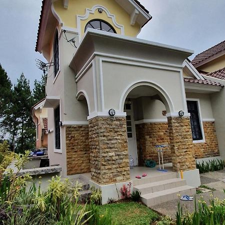 Villa Panda H Kota Bunga Puncak Cinengangirang Kültér fotó