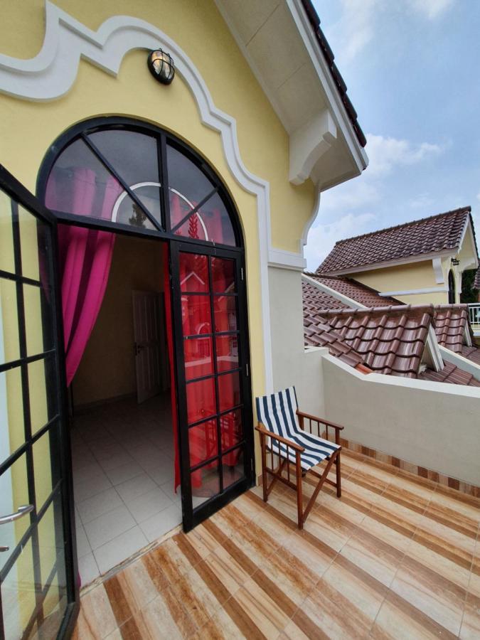 Villa Panda H Kota Bunga Puncak Cinengangirang Kültér fotó